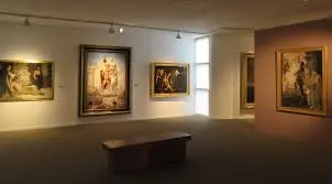 Exposition au musée musee paul valery près de Forme-Hôtel